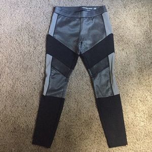 Reflective leggings